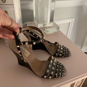 Valentino real studded wedges